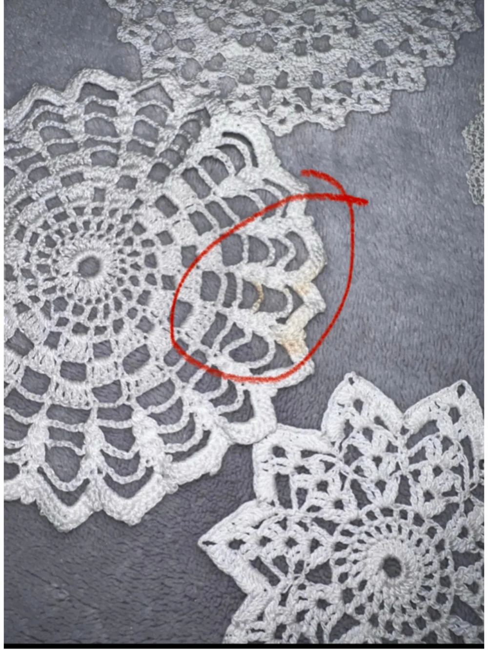 VTG White Crochet Doilies Table Linens One Size coasters